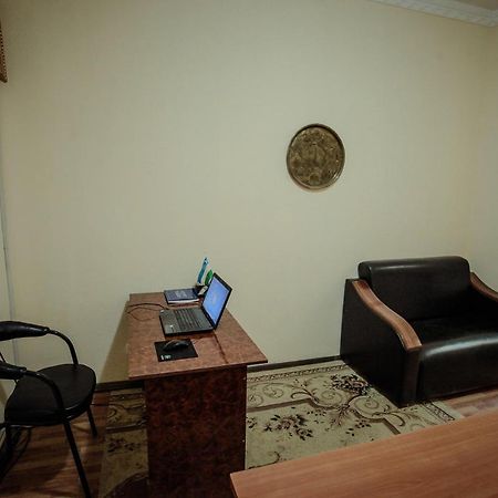Hostel Mukarram Μπουχάρα Εξωτερικό φωτογραφία
